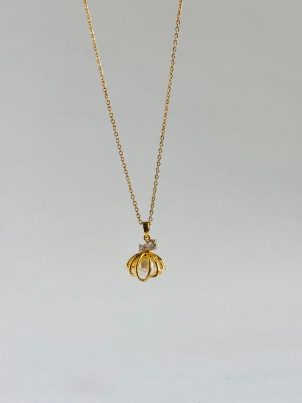 Pearl Bloom Necklace