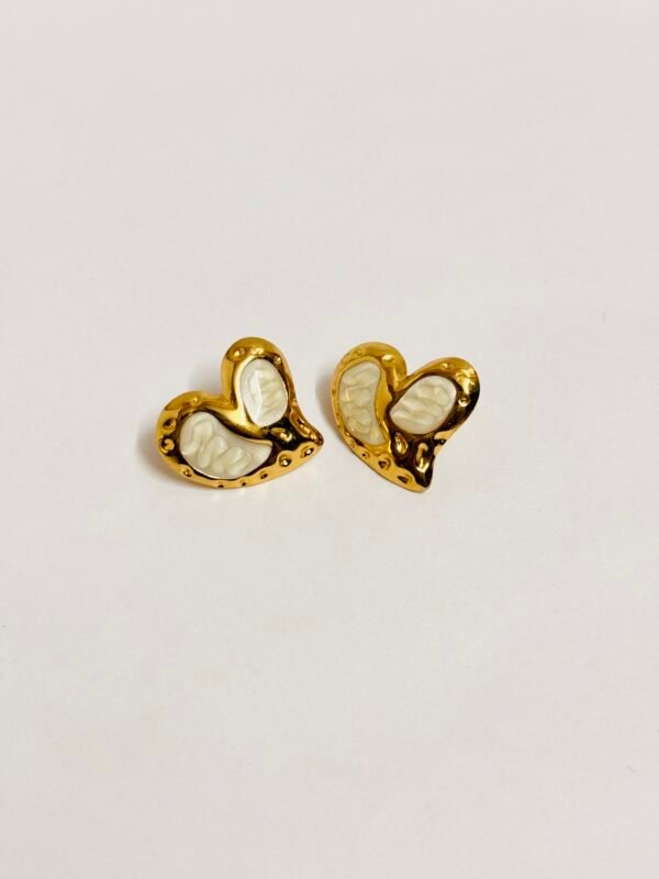 White Heart Statement Stud