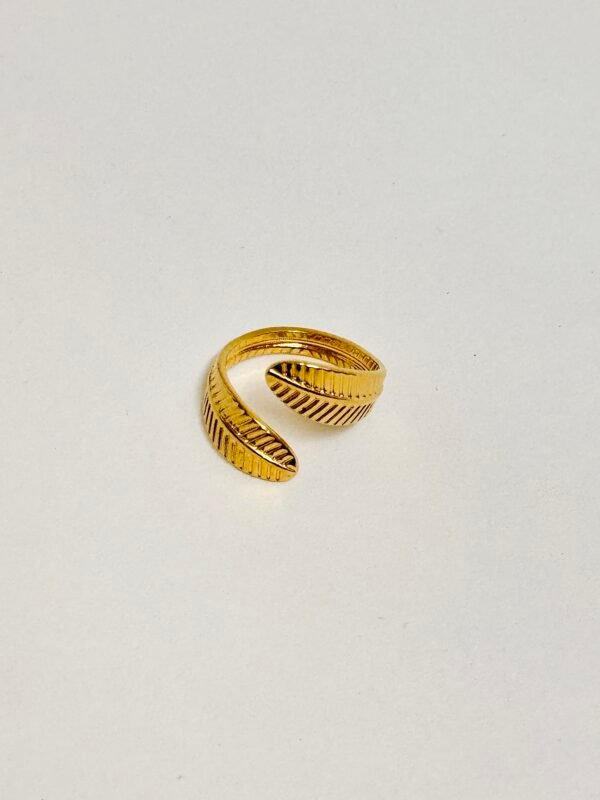 Leaf Embrace Ring